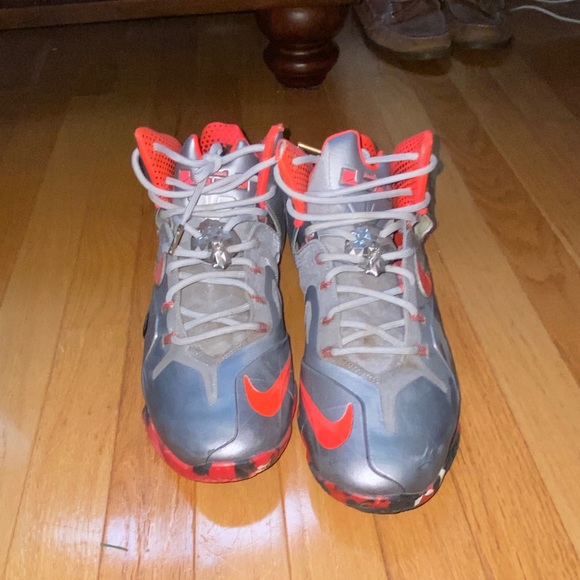 Nike Lebron 11 Elite Team - Picture 3 of 4